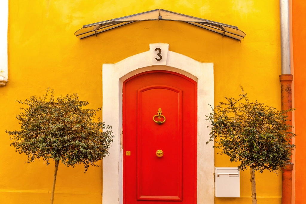 A UK residential house, representing stamp duty for buyers in 2026